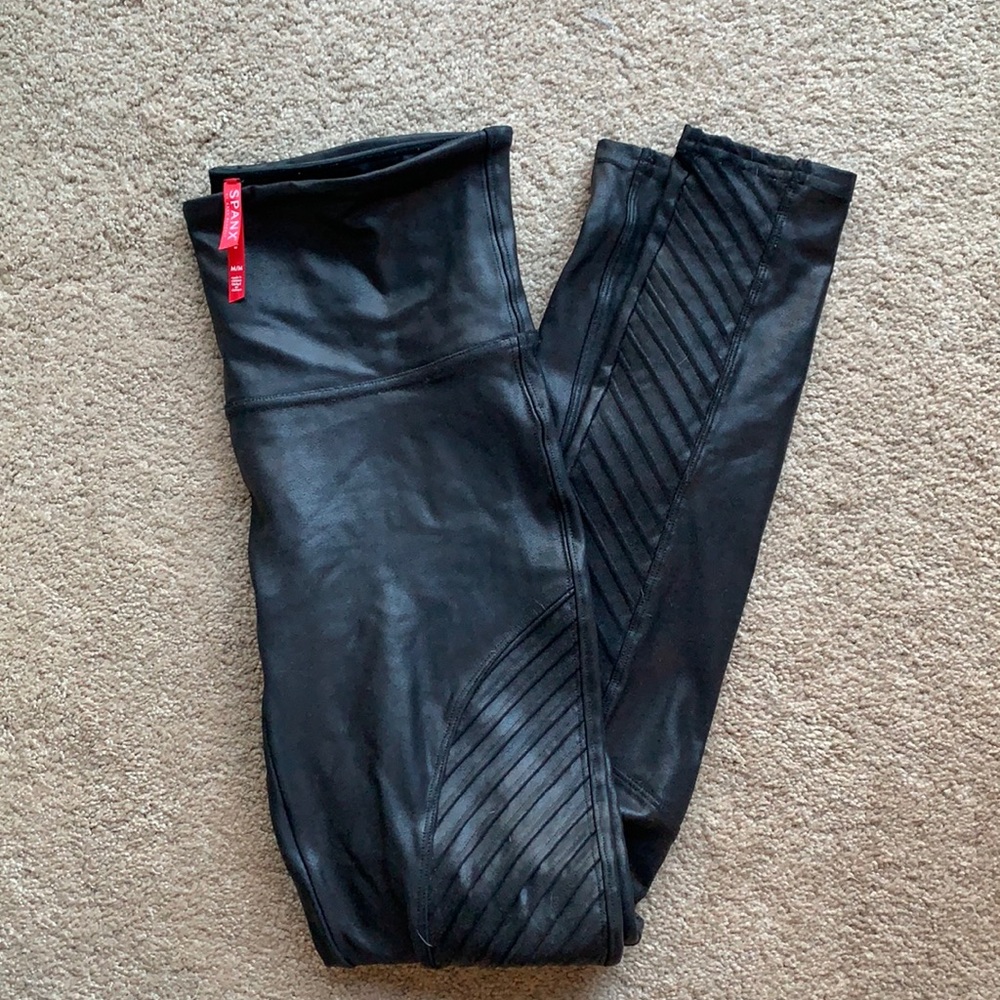 Like new spanx Moto leggings